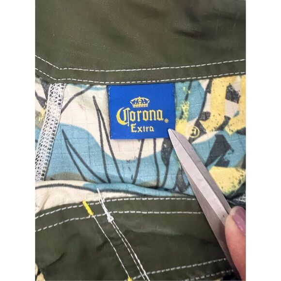 Corona Extra Mens Size 30 Board Shorts Swim Trunks Beachwear Cargo Drawstring - Picture 8 of 11